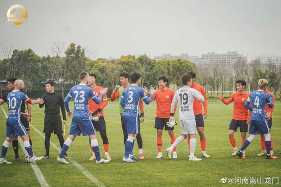 玉足脚底板